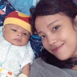 Santi Dwi Falentine profile icon