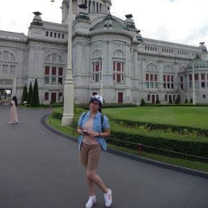 Dewi DIL (DIL) profile icon