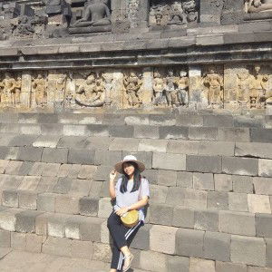 Shinta Susanti profile icon