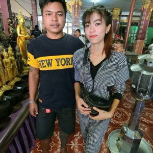 ชม 'พู่ profile icon