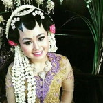 Maya Rianti profile icon