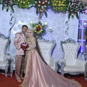 Dyah Ade profile icon