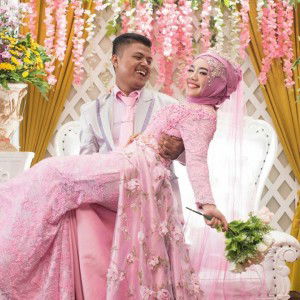 Ratna Ary profile icon