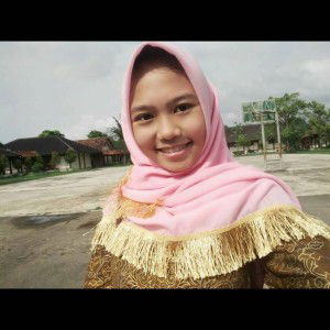 Widya Via profile icon