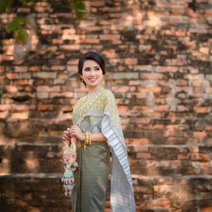 Zine Suyadanit profile icon