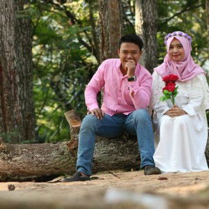 wahyu ririn indriyani / dwi supriyanto profile icon