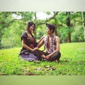 Yuli Shavitri profile icon