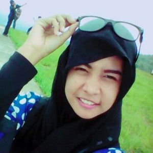 Santi Febriani profile icon