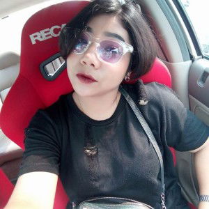 ธษา รัชตพรพงศ์ profile icon