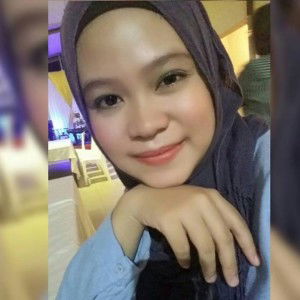 Mom Daniyah profile icon