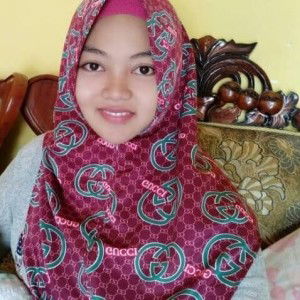 Siti Rochmawati profile icon