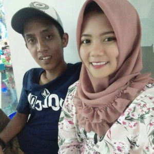 Lusy Alfarizi profile icon