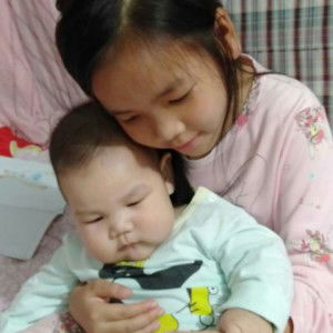 พี่ข้าวหอม กับ น้องนนท์ profile icon