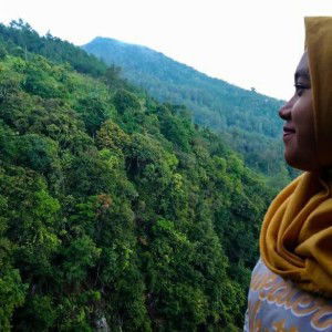 Qurrotul Khabibah profile icon