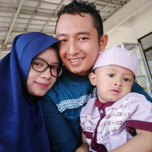 Heni Yulia Akbar profile icon