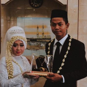 Widya Iswarinto profile icon