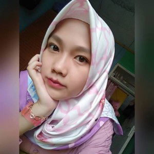 Dina Lestari profile icon