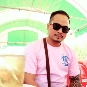 ต๊อบงัย จะคัยล่ะ profile icon