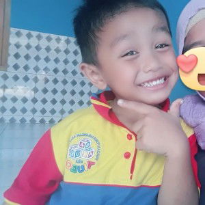 Siti Herlina profile icon