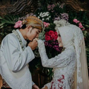 Ajeng L Herlin profile icon