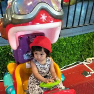 Iche Irauwati profile icon