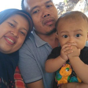 Reni Fitriani Yure profile icon