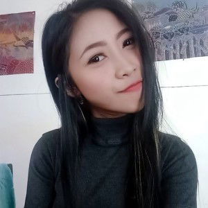 Luluk Yhunan Pratiwie profile icon