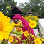 Sherly Anjarsari profile icon