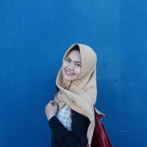 Rizka Silviani profile icon