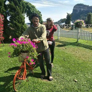 จิ้กกะก้อบ แป้งกลาง profile icon