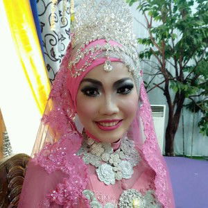 Evita Dewi profile icon