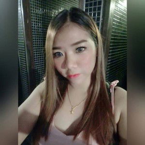 Bee Maleewan profile icon