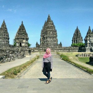 Novi Yanti profile icon