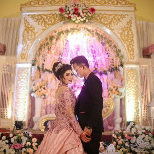 Mothy Savitri profile icon