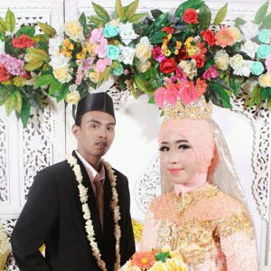 Ade Surya Handayani profile icon