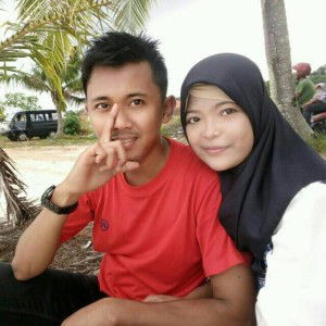 Esy July Suryani profile icon