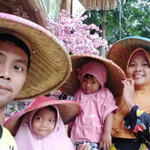 Meining Hardiknasih profile icon