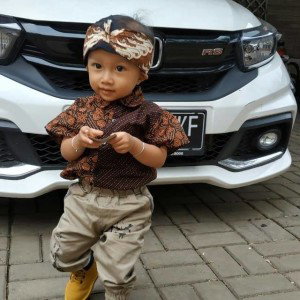 Momy Syabil profile icon