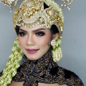 Dwi Octaviani Hakim profile icon