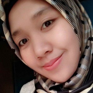 Heni Astuti profile icon