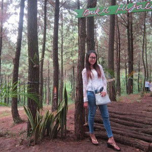 Niken Agustin profile icon