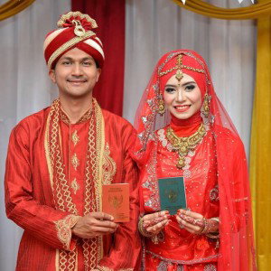 Utin Dina Bawasahib Marikhan profile icon