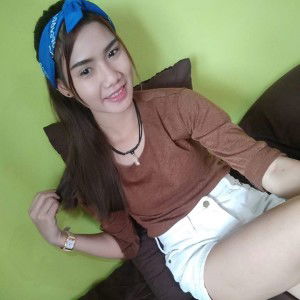 ต๋อม แต๋ม profile icon