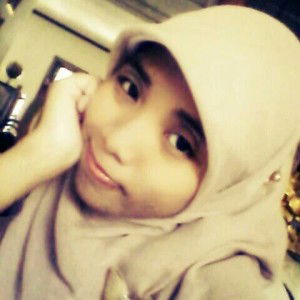 Putri Pramujisiwi profile icon