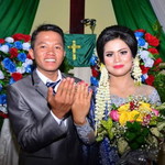 Henny Desriani S profile icon