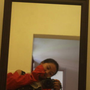 Thania Lucy profile icon