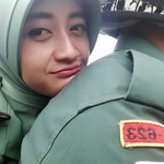 Dewi Dewi profile icon