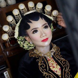 Evii Fatimah profile icon