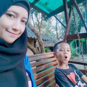 Ade Suryani profile icon