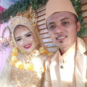 Indah Munariyah Taryo profile icon